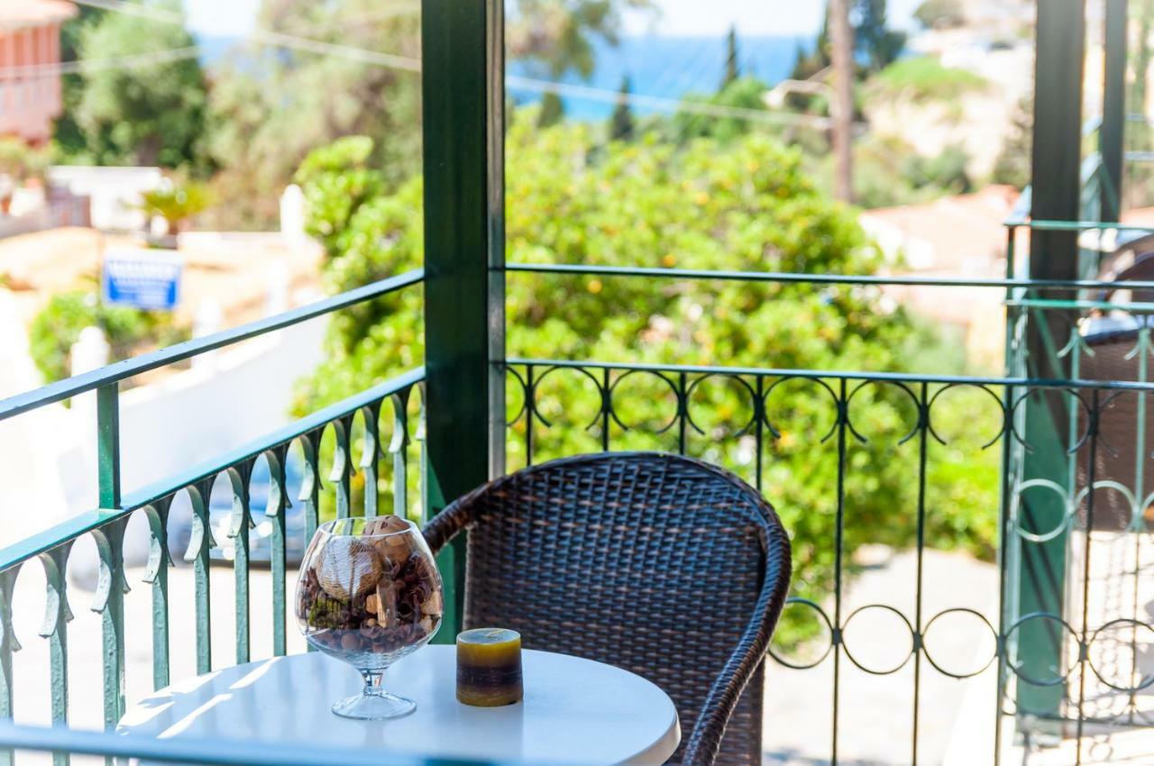 Apart Hotel Blumarin 아기오스고르디오스 외부 사진