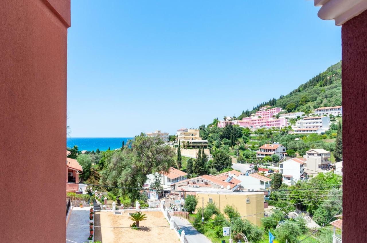 Apart Hotel Blumarin 아기오스고르디오스 외부 사진